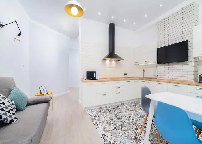 стильная возле моря на французском бульваре Appartamento